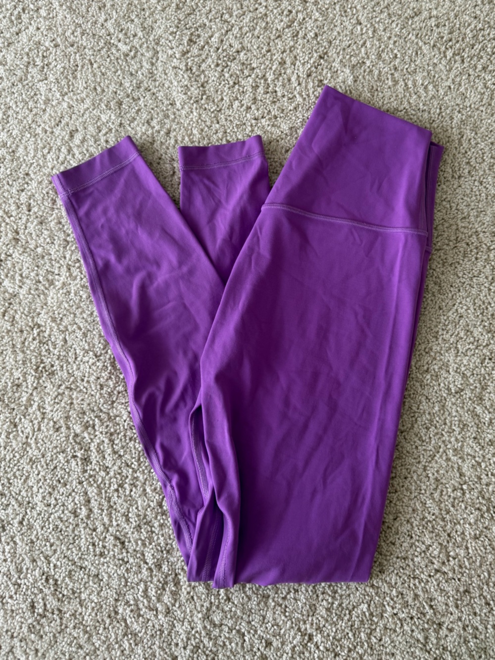 Lululemon Align High Rise Tights 28” Moonlit Magenta, size 6. Hard to find! EUC